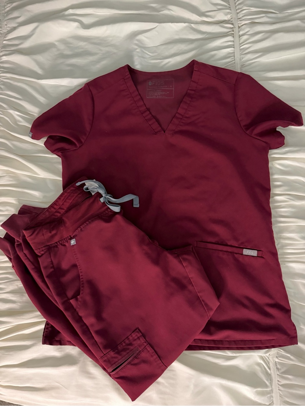 Figs Women's Scrub Top & Jogger Pants - Burgundy
